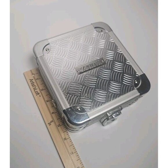 Vaultz Storage Lock Box Roady Case. Silver With Key Lock Holds 24 Disc's. - Picture 9 of 9